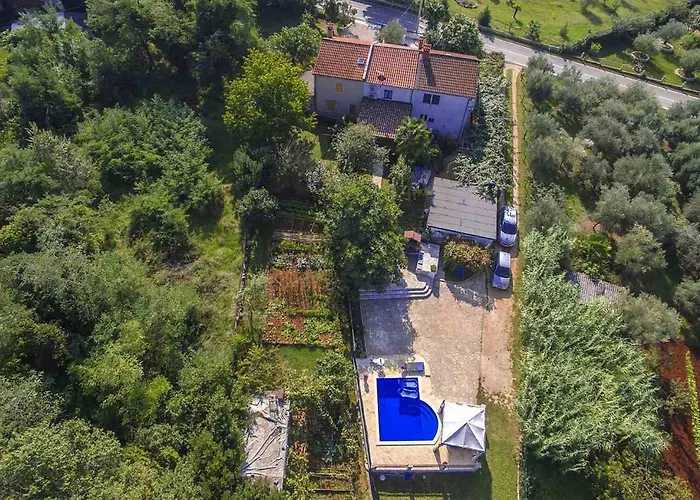 House Ester Vikendica *