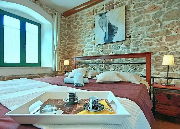 Vikendica House Ester *
